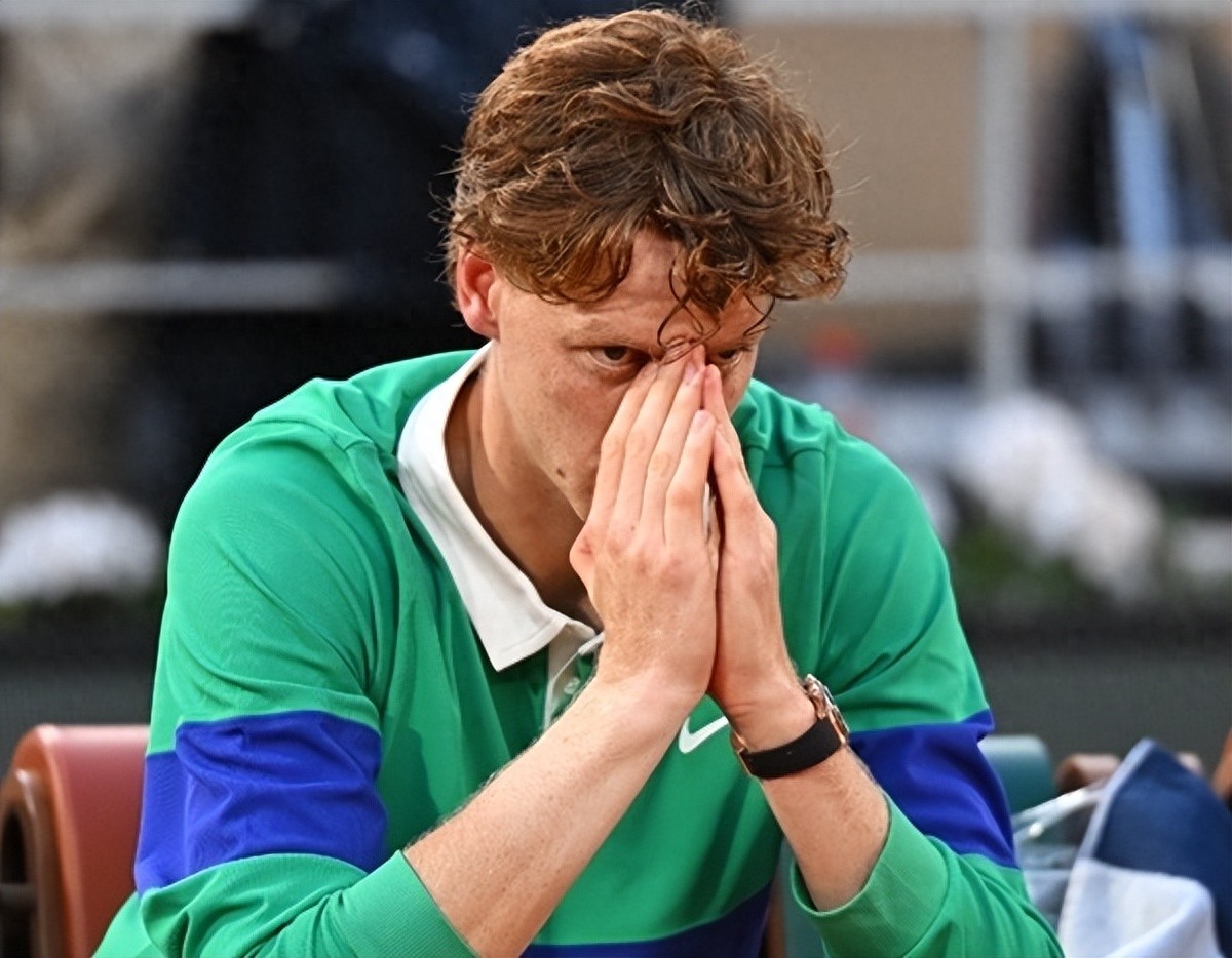 阿尔卡拉斯赛后谦逊发言登热搜，皇家马德里血战切尔西引发热议(马德里大师赛阿尔卡拉斯最新消息)